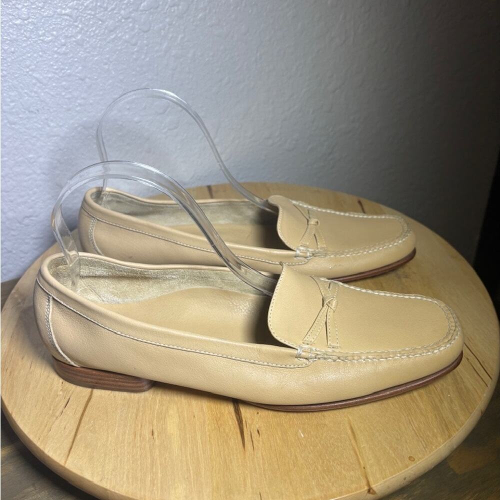 Cole Haan Women's Beige Leather Loafers size 9.5 B